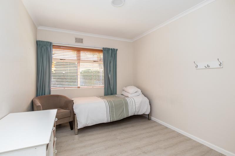 3 Bedroom Property for Sale in Constantia Western Cape